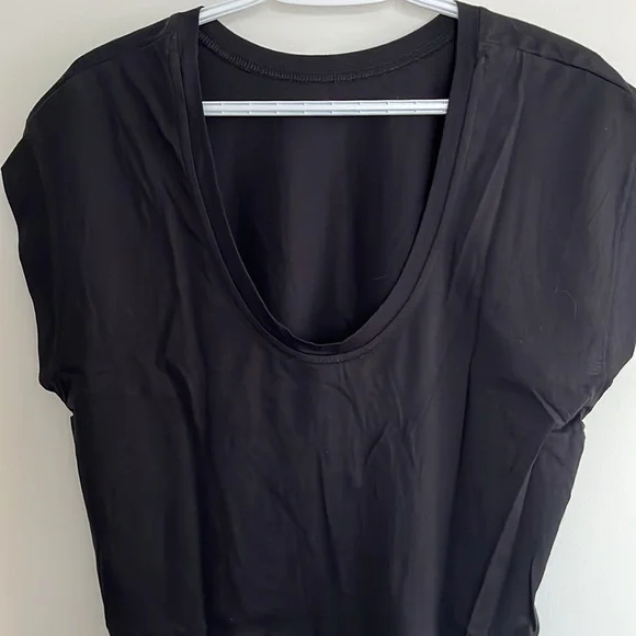 Mango - Picture 2 of 2